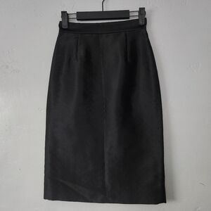 Valentino Roma Italian Wool Silk Blend Black Satin Knee Length Pencil Skirt 38/2